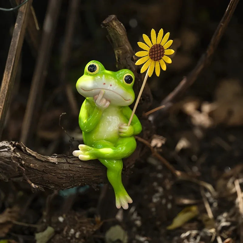 WonderNest Outdoor Garden Gnome Frog Figurine Statue