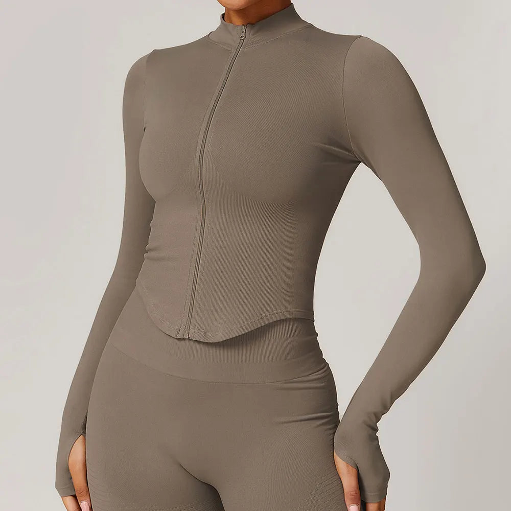 Jaqueta Cropped com Zíper Feminina — Estilo e Praticidade no Treino