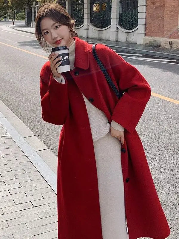 Casaco de Lã Amarelo com Gola de Boneca Engrossado Comprimento Médio para Mulheres Outono Inverno Novo Estilo Versão Coreana Jaqueta Quebra-vento