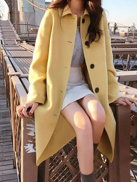 Casaco de Lã Amarelo com Gola de Boneca Engrossado Comprimento Médio para Mulheres Outono Inverno Novo Estilo Versão Coreana Jaqueta Quebra-vento