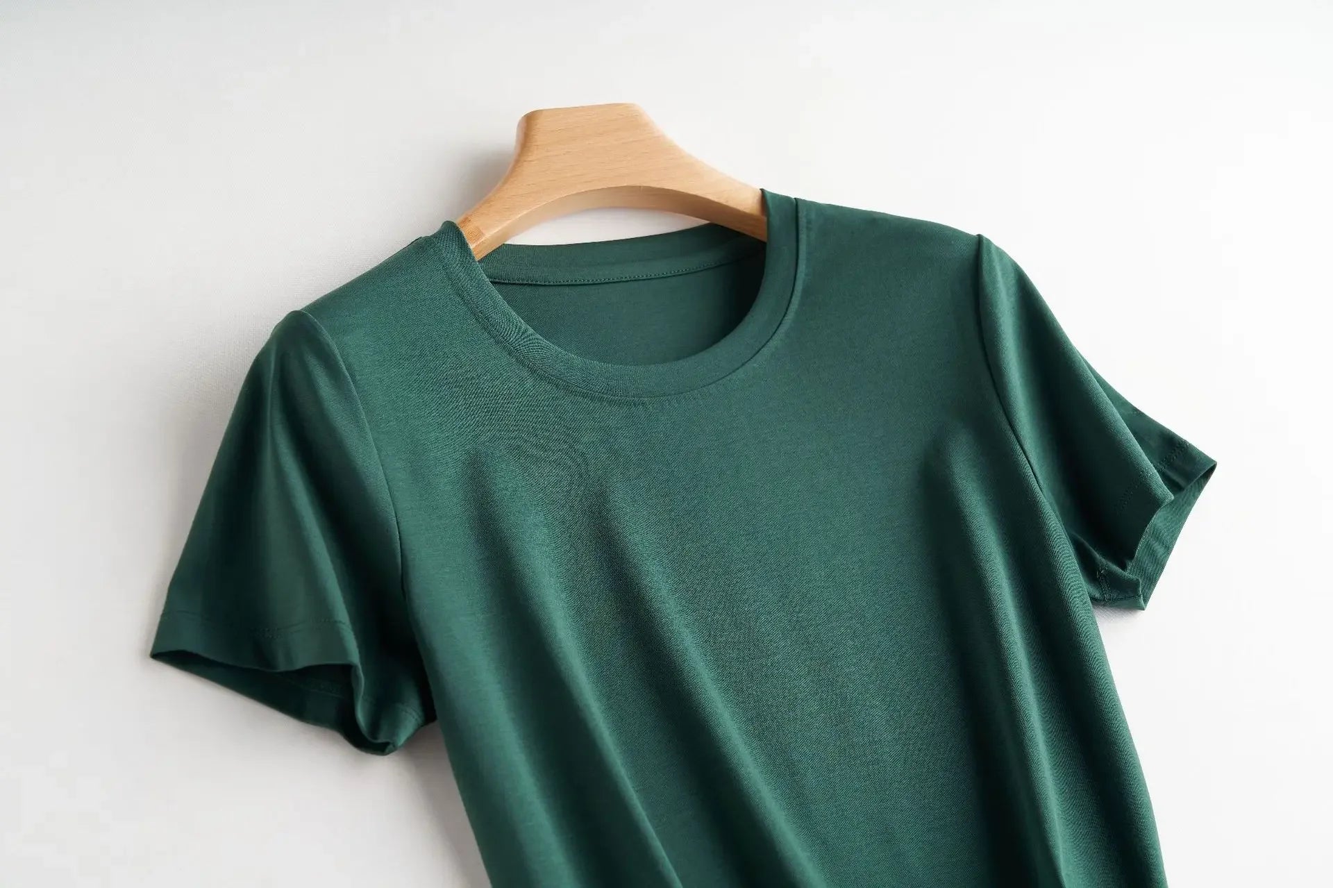 Camiseta Feminina Verão 2026 Gola V Manga Curta Algodão Casual Sólida Top Tees Solta Camisetas Básicas Camisas Femininas Tops Camisetas Femininas - verde escuro gola redonda P
