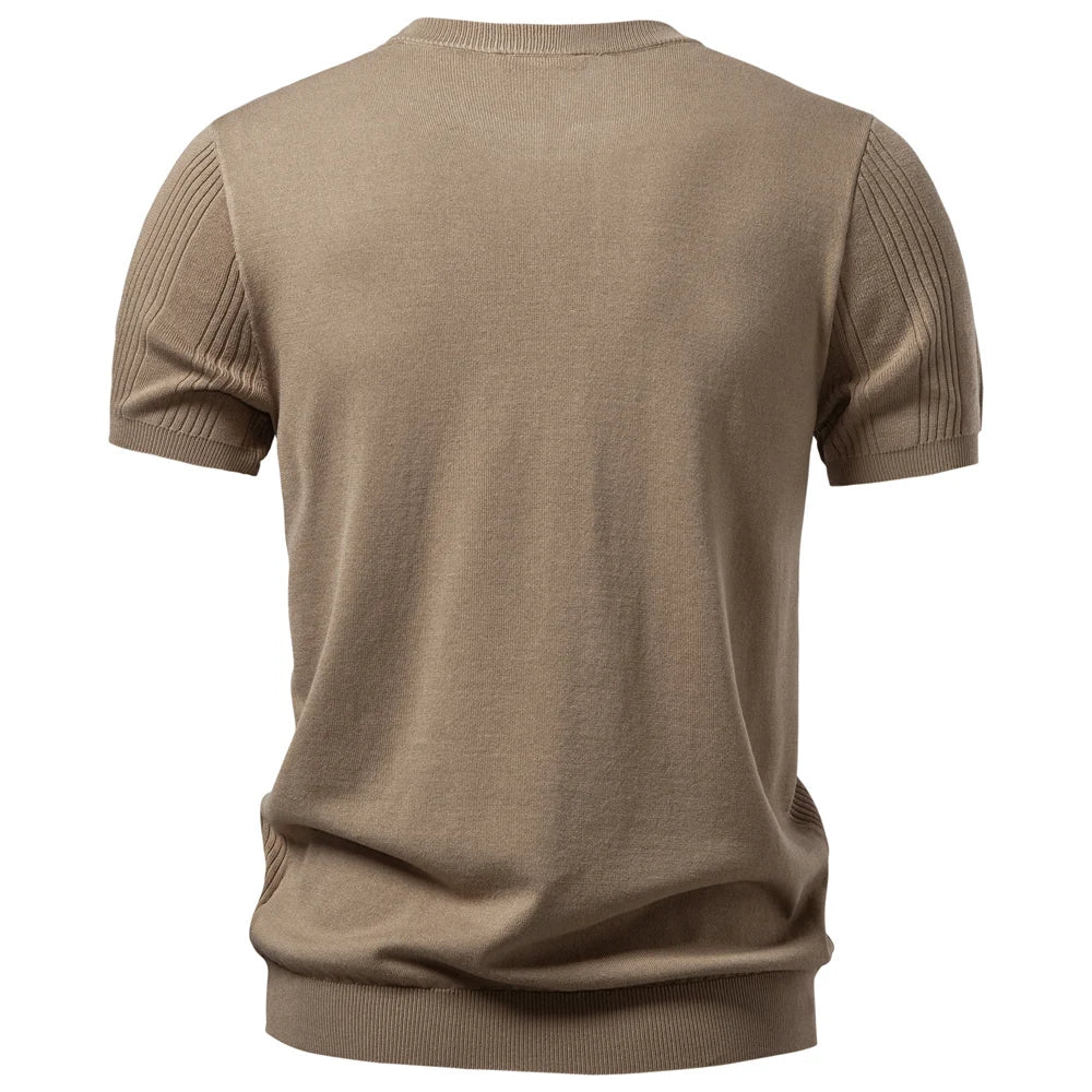 AIOPESON Nova Camiseta Henley Masculina Macia Respirável Manga Curta Casual Uso Diário Leve Top de Verão para Homens