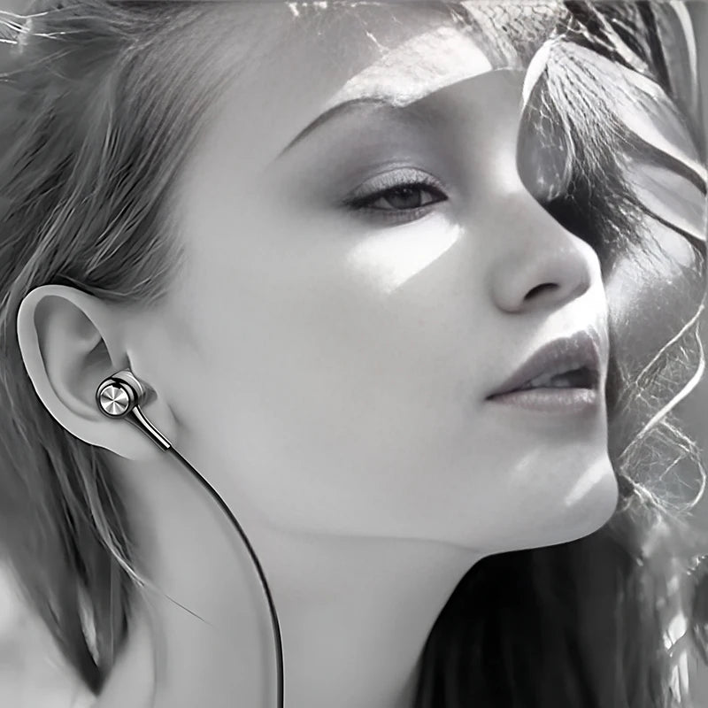 Fone de Ouvido com Fio de 3.5mm Intra-auricular HIFI Super Graves Fones Monitor para Esportes Fone de Ouvido Estéreo para Música e Jogos com Microfone