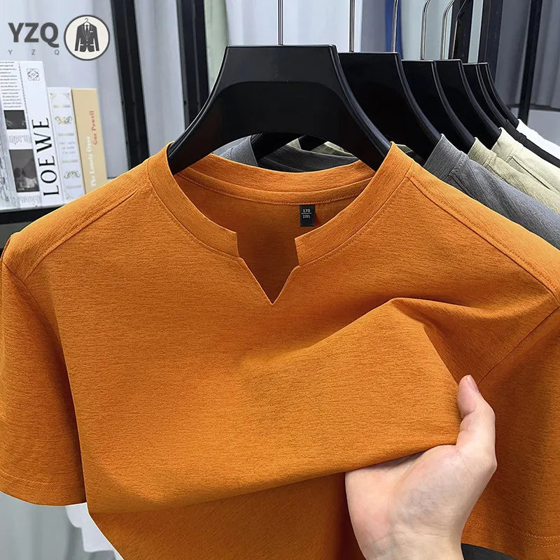 Camiseta Masculina Coreana de Manga Curta Gola V Cor Sólida Casual Fashion Confortável Verão Versátil Top Liso
