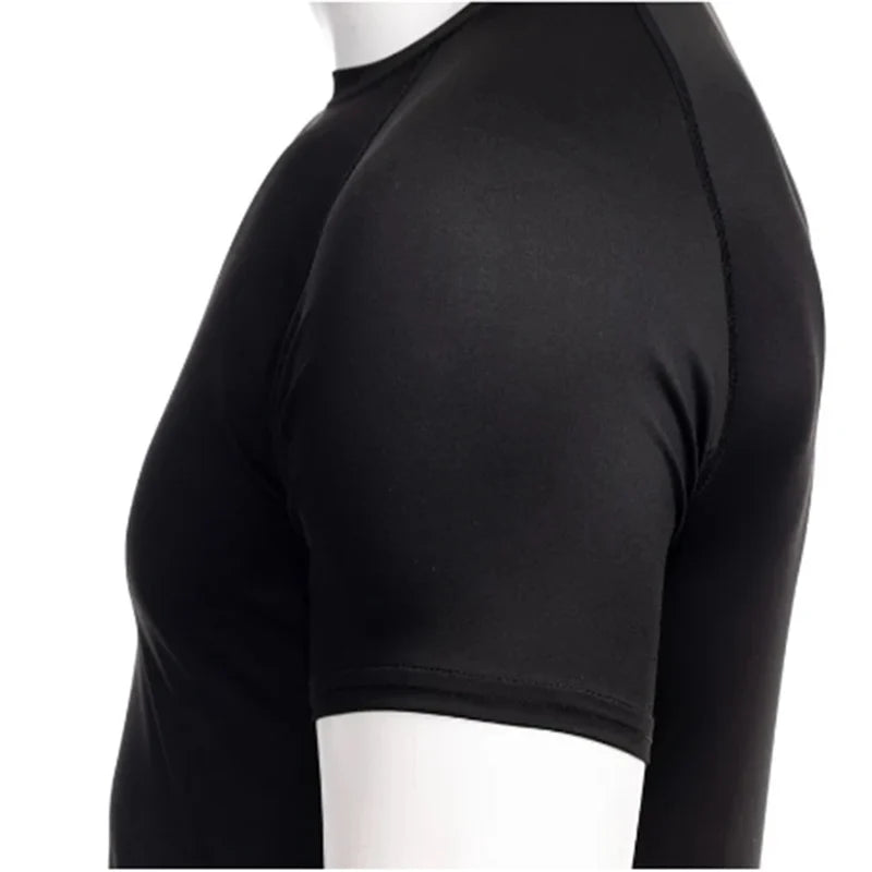 Camiseta Bodybuilding Masculina — Compressão e Estilo na Academia