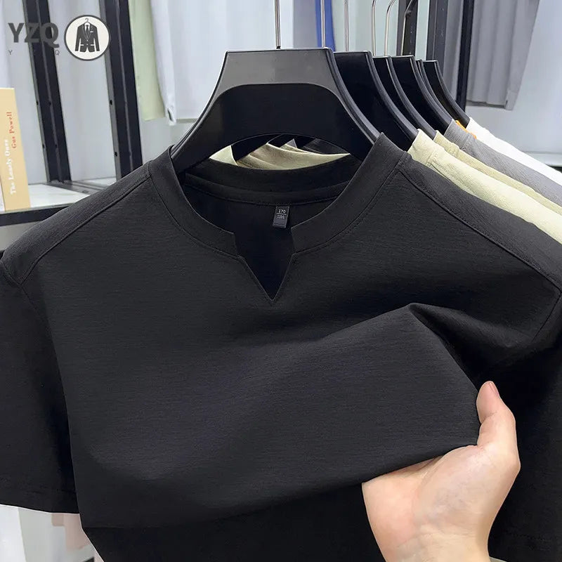 Camiseta Masculina Coreana de Manga Curta Gola V Cor Sólida Casual Fashion Confortável Verão Versátil Top Liso