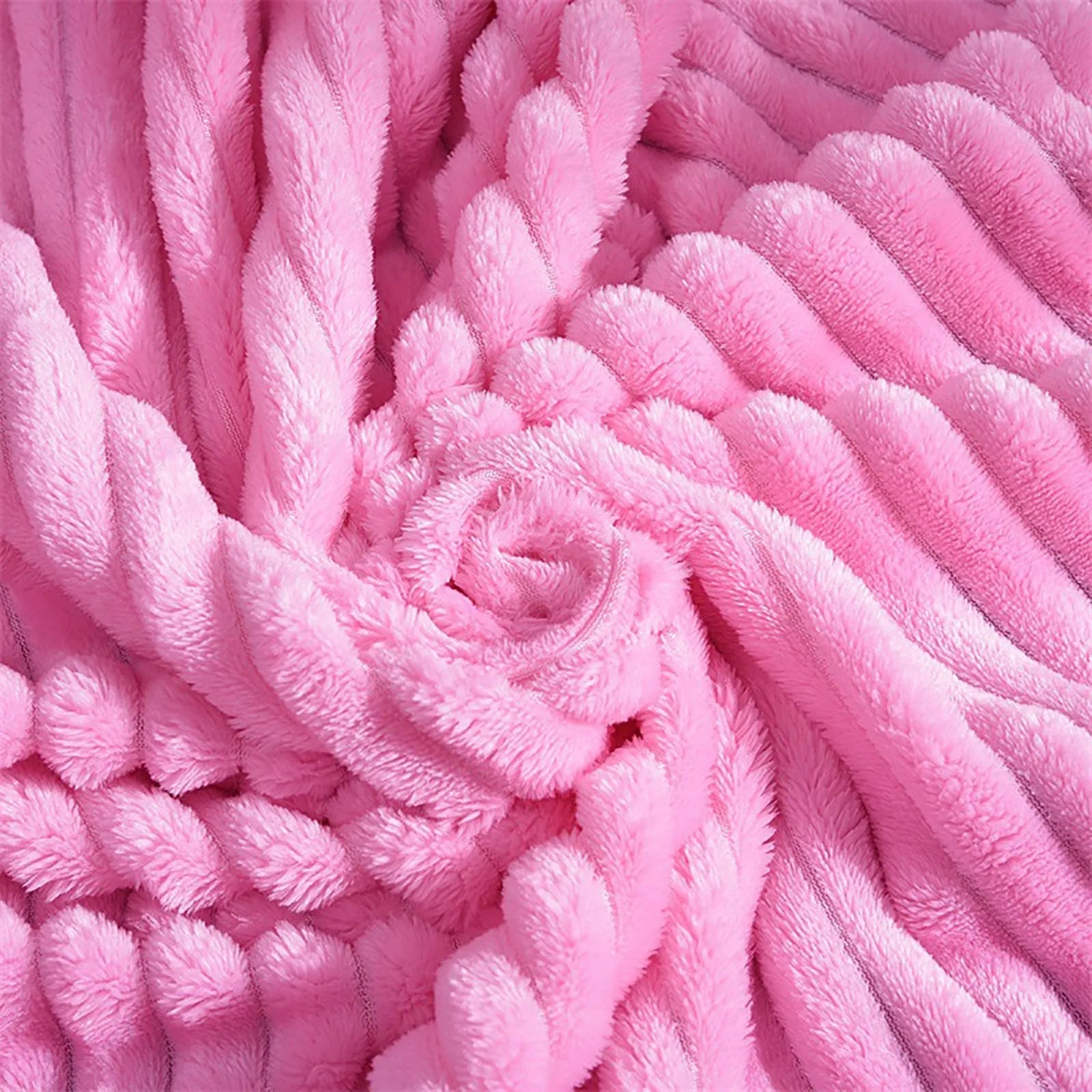 1pc Fluffy Coral Velvet Blanket Air-Conditioned Flannel Plush Comfortable Thickened and Warm Solid Color Throw Blanket Bed Cover