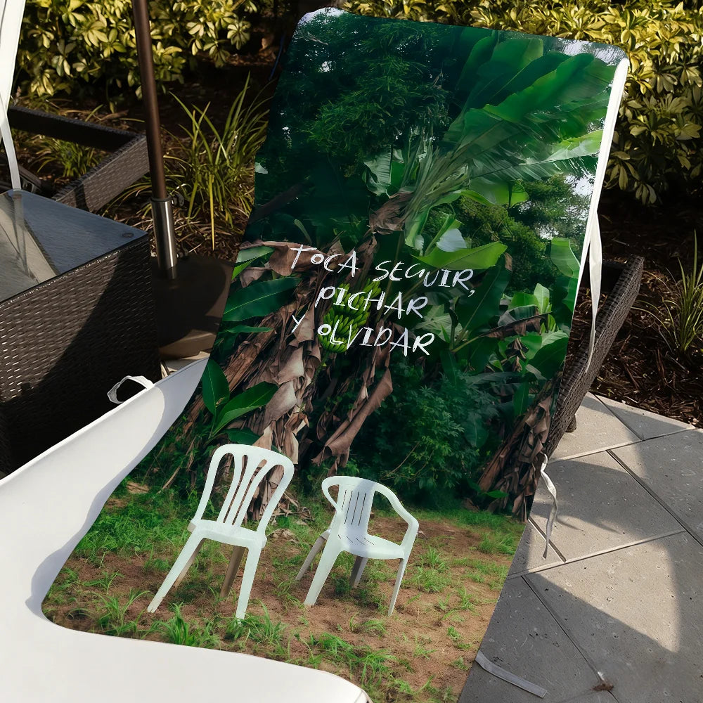 Toalha de Praia Grande — Absorção Rápida e Design Moderno