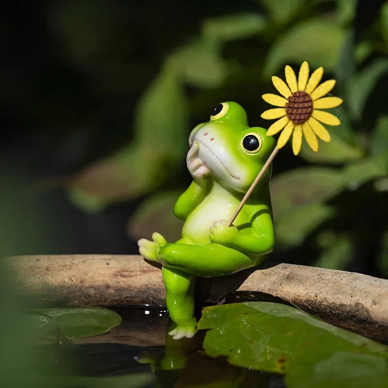 WonderNest Outdoor Garden Gnome Frog Figurine Statue