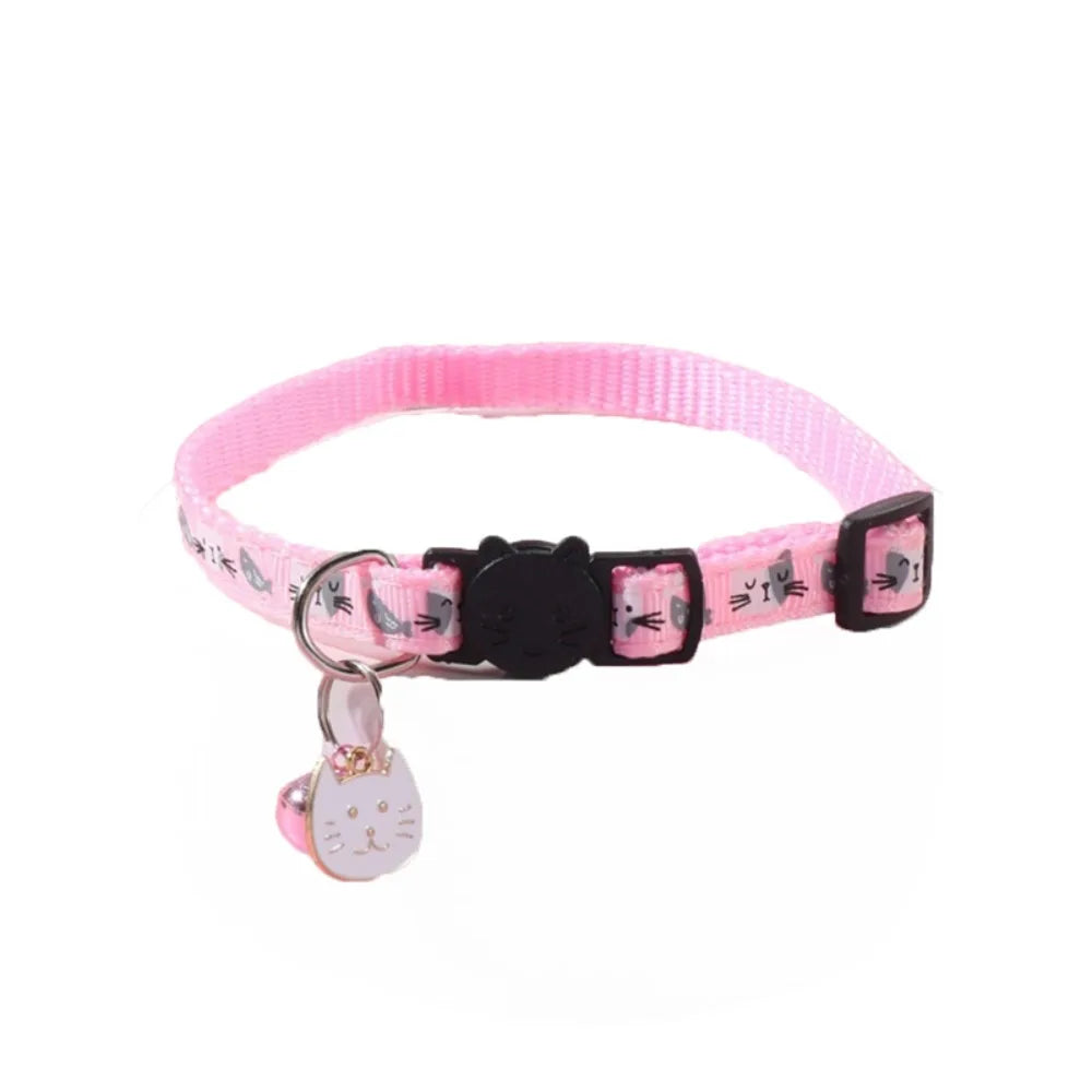 Coleira Ajustável para Gato com Fivela de Segurança de Liberação Rápida Antiasfixia para Filhotes, com Pingente de Rosto de Gato, Sino e Estampa de Gato