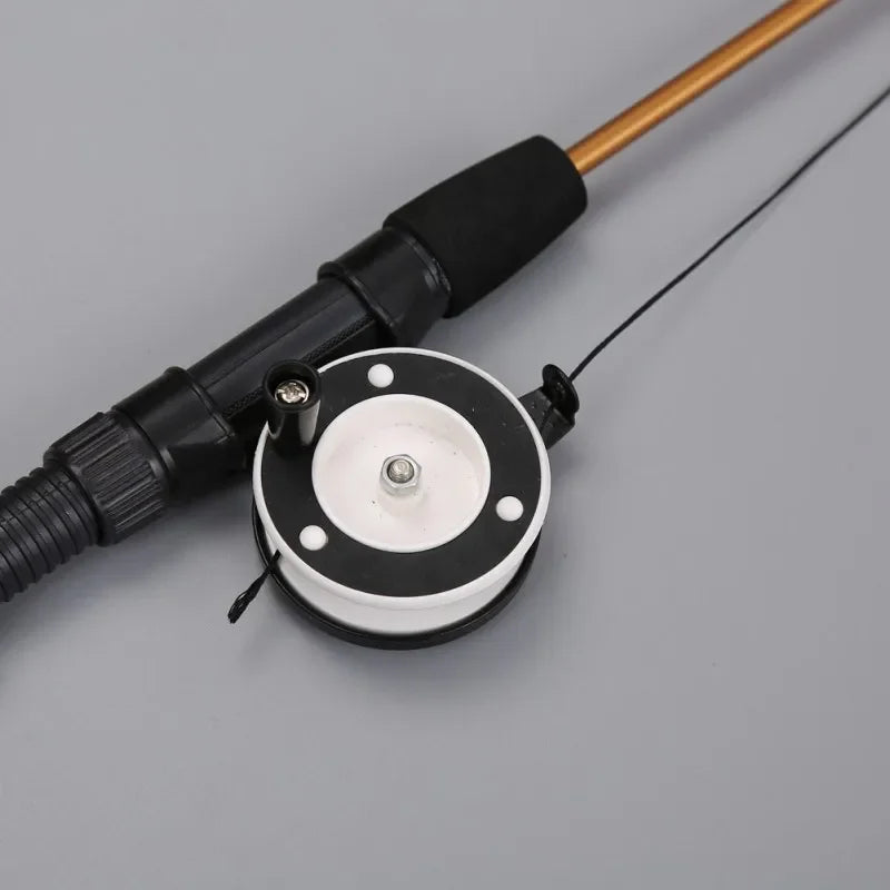 Cat Rods Retractable Cat Toy Fish Type Telescopic Feathers Funny Cat Stick Toys Pet Toy for Kitten Simulation Fishing Rod