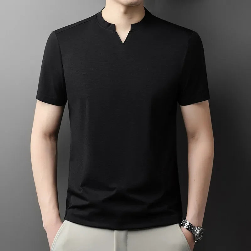 Camiseta Masculina Coreana de Manga Curta Gola V Cor Sólida Casual Fashion Confortável Verão Versátil Top Liso
