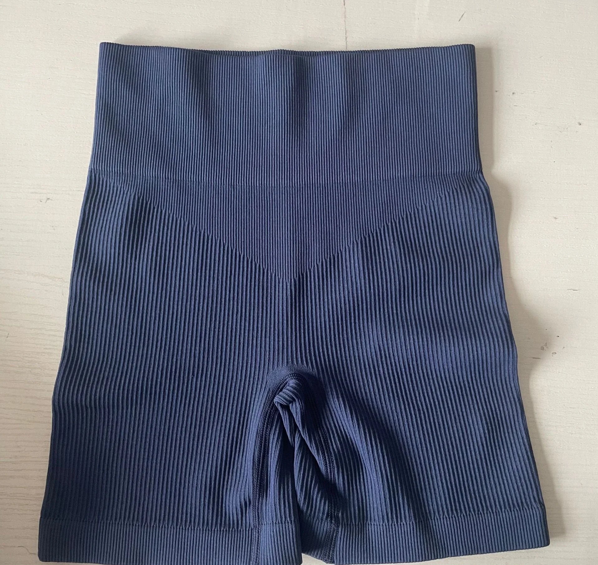 Women Seamless Knited Shorts High Waist Hip Lift Tights Gym Workout Running High Elastic Fashion Slim Yoga Fitness Leggings