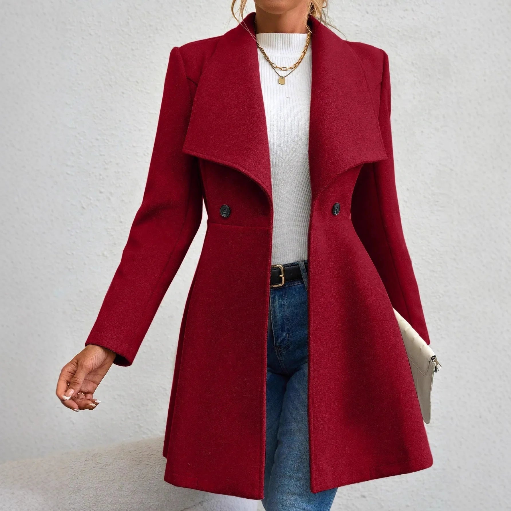 Sobretudo Feminino de Lã com Botões na Lapela e Caimento Slim para Outono e Inverno