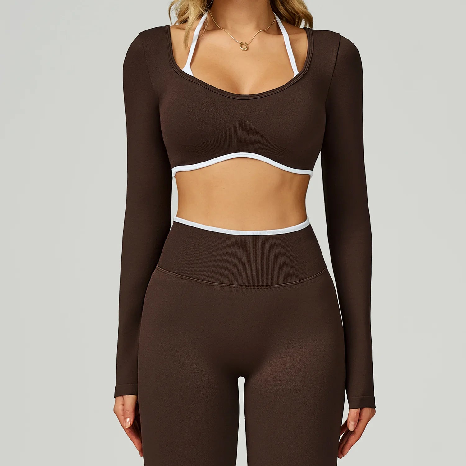 Top Cropped Manga Longa Feminino — Estilo e Performance no Treino