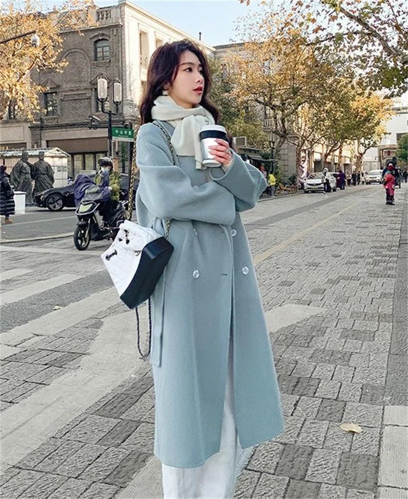 Casaco Feminino 100% Lã Coleção Outono/Inverno 2026 Casaco Longo Elegante de Cashmere Dupla Face com Cinto