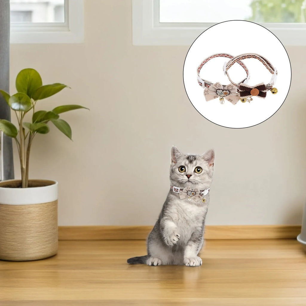 2 Peças Coleira para Gato Filhote Laço Removível Sino Segurança Ajustável Elástico Coleira Pingente para Feriado Gato Estilosa