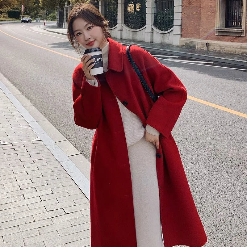 Casaco de Lã Amarelo com Gola de Boneca Engrossado Comprimento Médio para Mulheres Outono Inverno Novo Estilo Versão Coreana Jaqueta Quebra-vento