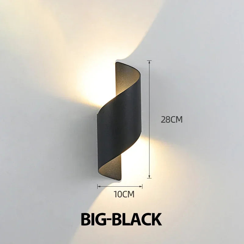 Black Body • Warm White (2700-3500K)