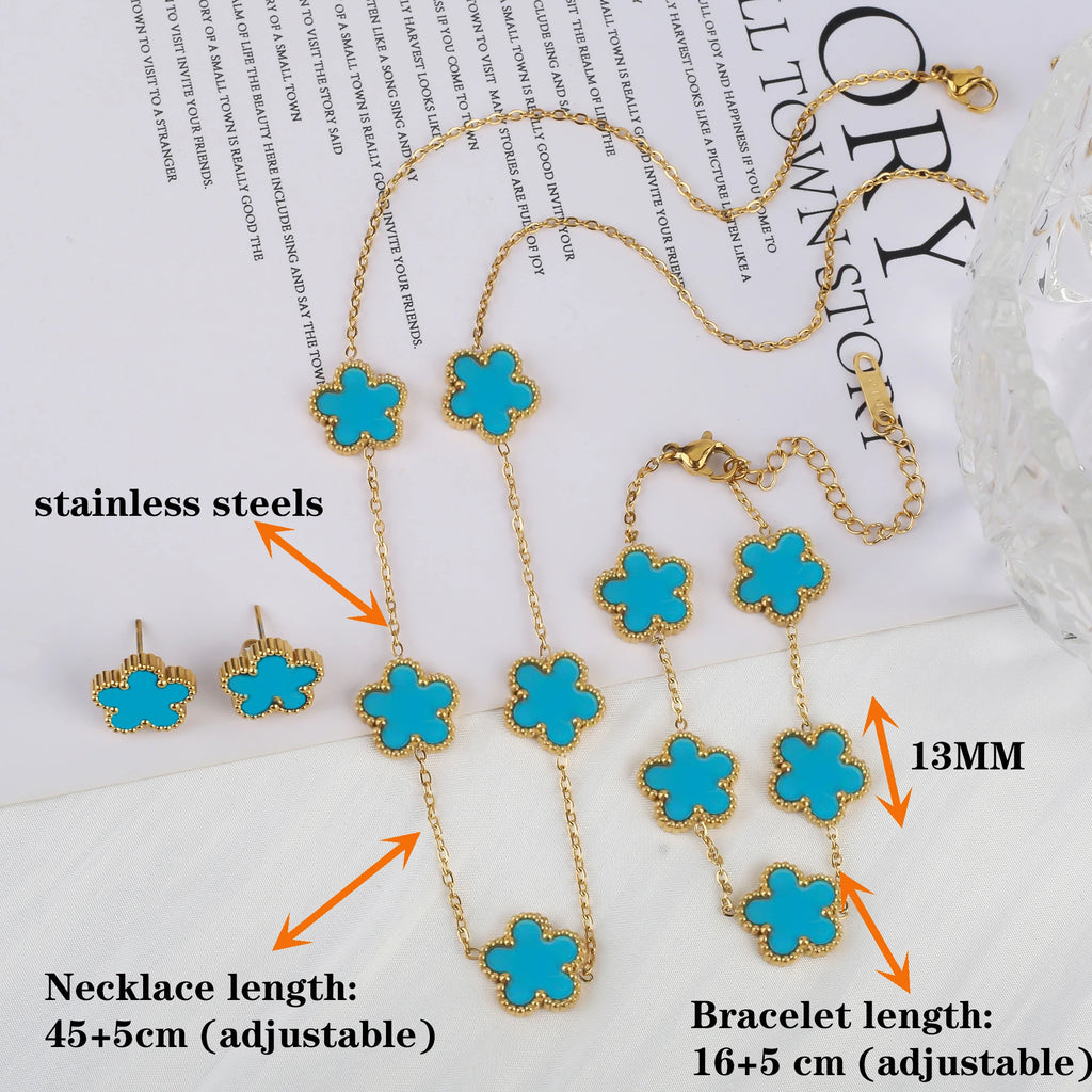 Pulseira Clássica de Aço Inoxidável de Luxo Feminina Ajustável com Cinco Flores para Mulheres Novas Joias da Moda para Festas Presentes Trevo