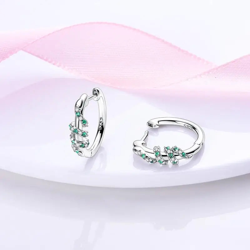 Brinco de Prata 925 Série Verde Trevo da Sorte, Incrustado em Pedra, Adequado para Presentes de Casamento Feminino, Noivado, Festa de Aniversário