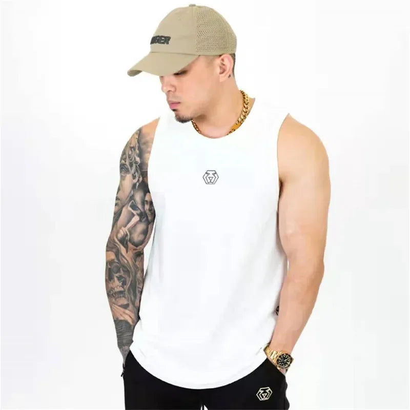 Regata Masculina de Treino com Alça Fina Roupa Fitness Masculina Regata Cavada de Algodão para Musculação Colete Esportivo sem Manga para Treinar