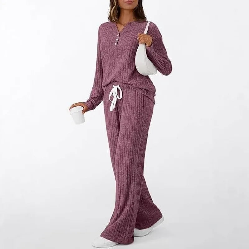 Conjunto de Lounge Canelado Feminino: Blusa Henley Gola V Calça Perna Larga com Cordão