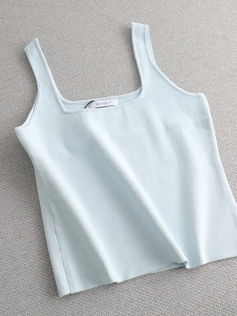 Regata de malha branca de verão com decote U de alta qualidade, chique, básica, feminina, sexy, camiseta sem mangas, top vintage, camiseta casual cropped