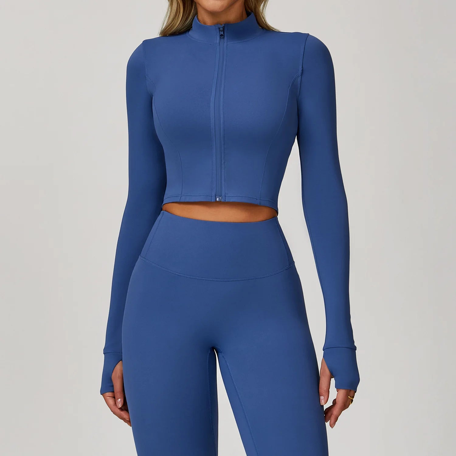 Jaqueta Cropped com Zíper Feminina — Estilo e Praticidade no Treino
