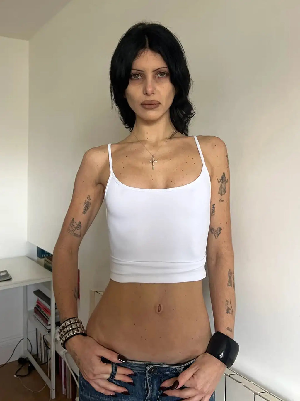 Regata Feminina Slim Fit Lisa Básica Versátil Emagrecedora Sem Mangas Multicor Básica Versátil para o Dia a Dia - verde XXS