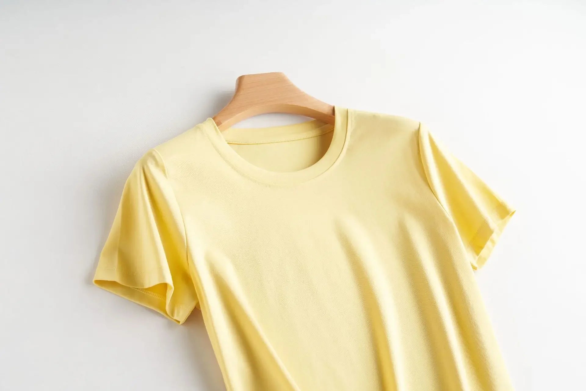Camiseta Feminina Verão 2026 Gola V Manga Curta Algodão Casual Sólida Top Tees Solta Camisetas Básicas Camisas Femininas Tops Camisetas Femininas - verde escuro gola redonda P
