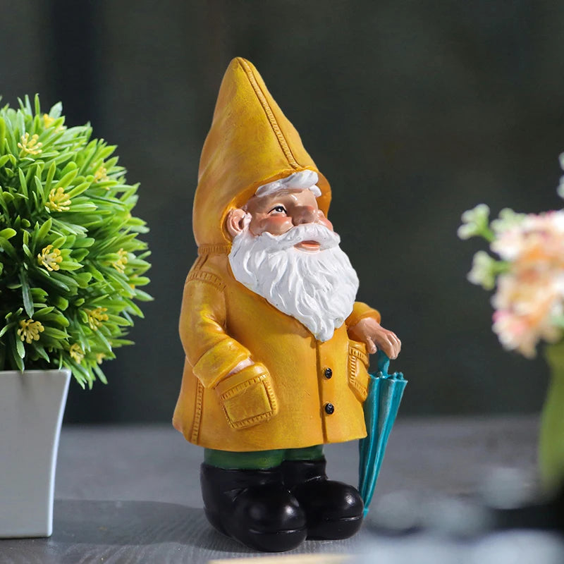 WonderNest Garden Gnome Statue Outdoor Decor