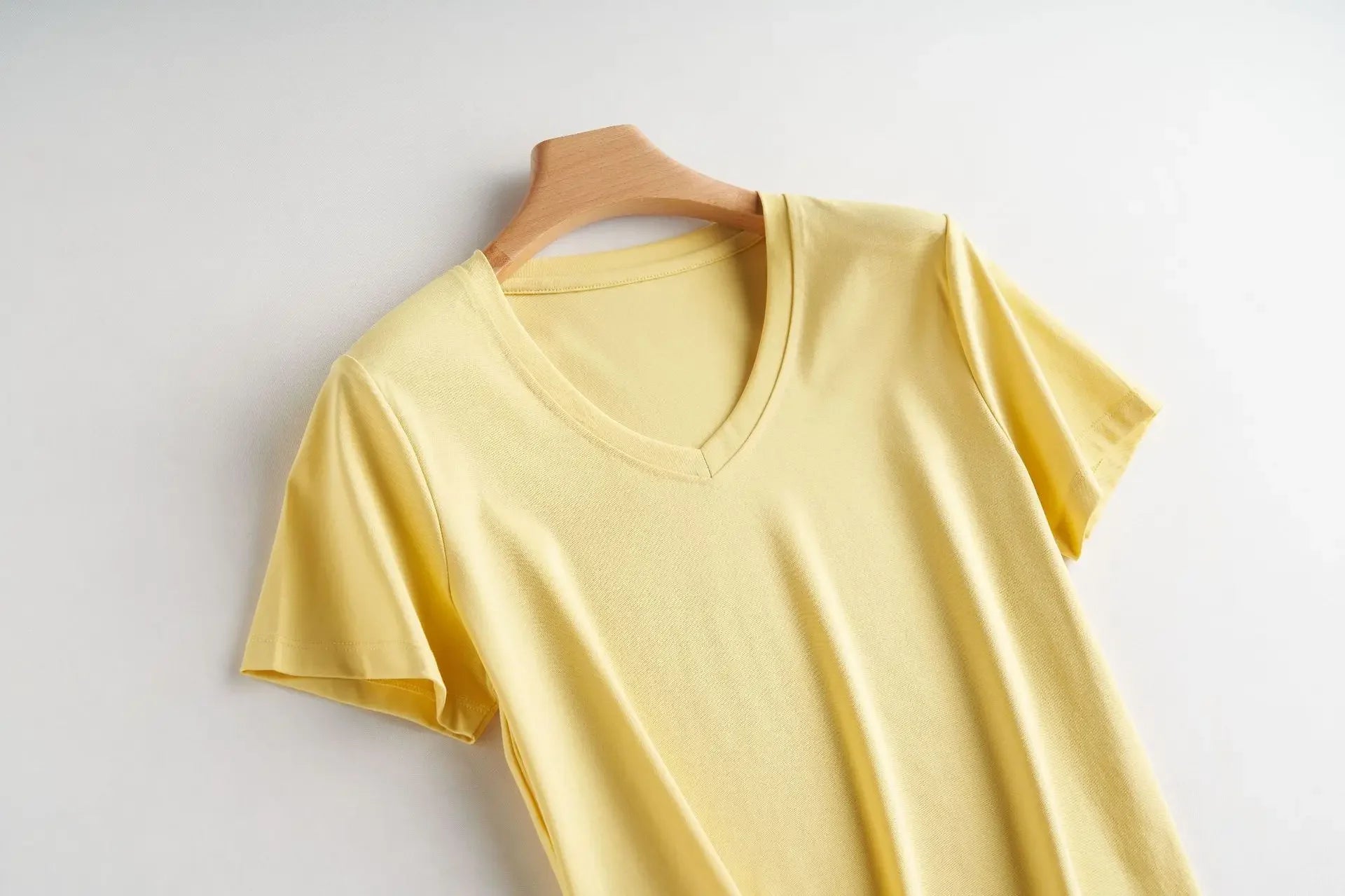 Camiseta Feminina Verão 2026 Gola V Manga Curta Algodão Casual Sólida Top Tees Solta Camisetas Básicas Camisas Femininas Tops Camisetas Femininas - verde escuro gola redonda P
