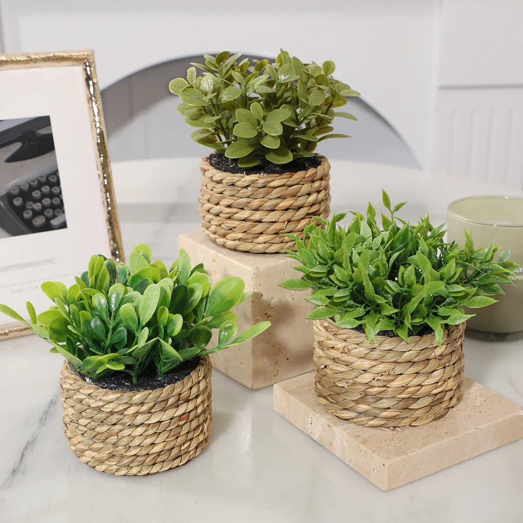 03 pieces green artificial plants
