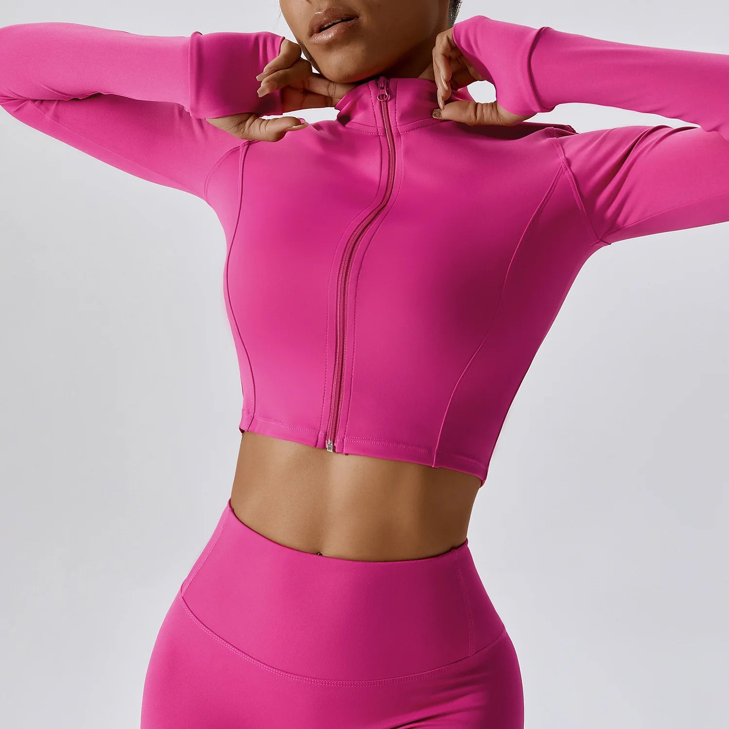 Jaqueta Cropped com Zíper Feminina — Estilo e Praticidade no Treino