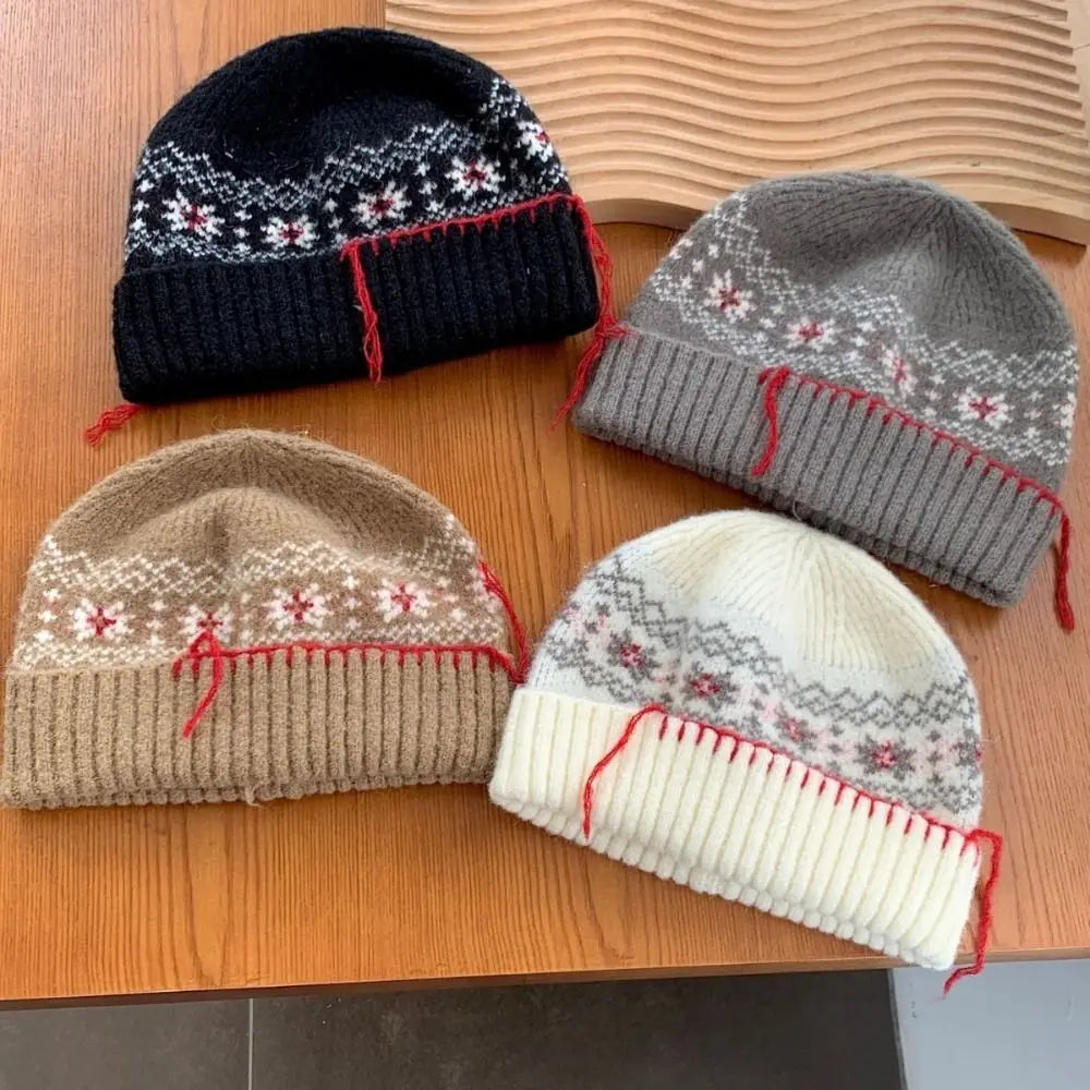 Chapéu Pulôver de Malha de Lã Casual À Prova de Frio Manter Quente Jacquard Chapéu de Lã Cor Sólida Proteção de Orelha Touca Feminina