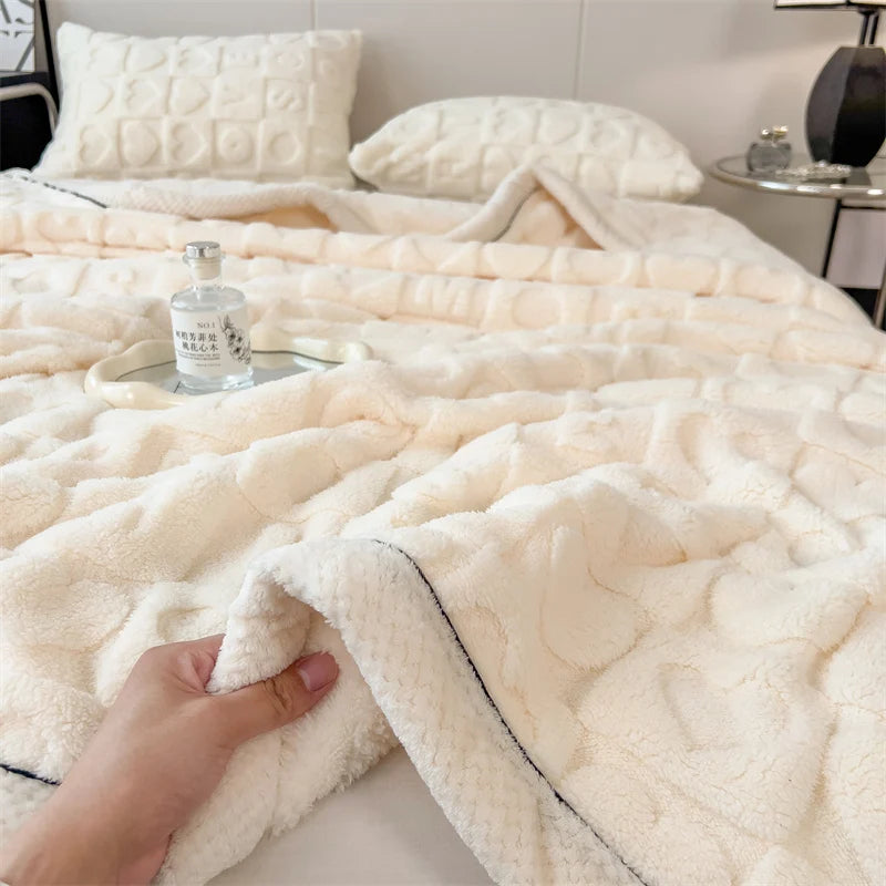 Heart Pattern Coral Fleece Blanket Spring Autumn Cozy Thicken Warm Plush Blanket for Bed Fluffy Super Soft Sofa Throw Blankets