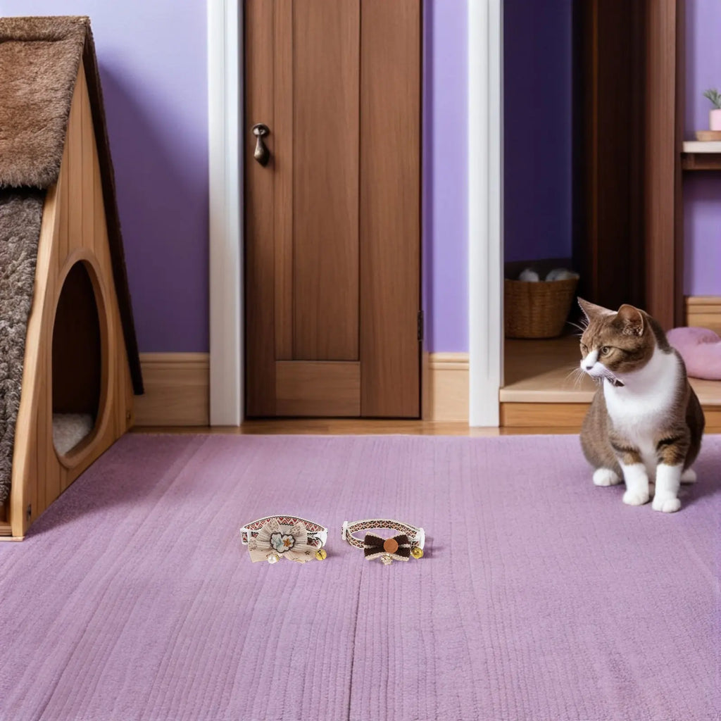 2 Peças Coleira para Gato Filhote Laço Removível Sino Segurança Ajustável Elástico Coleira Pingente para Feriado Gato Estilosa