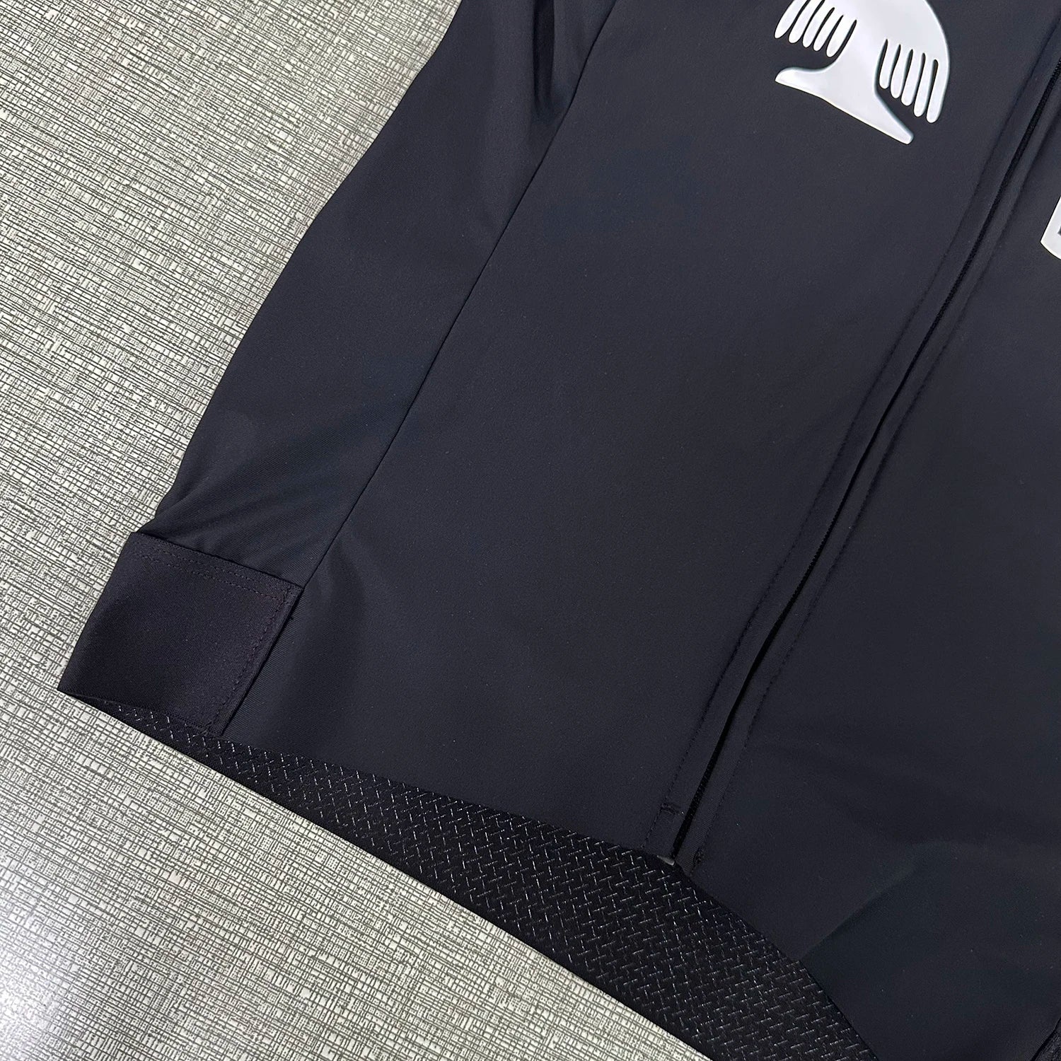 PIMMER 2025 Camisa de Ciclismo Preta Slim Fit Secagem Rápida Respirável Maillot Profissional para Homens e Mulheres Top de Ciclismo com Design Atraente