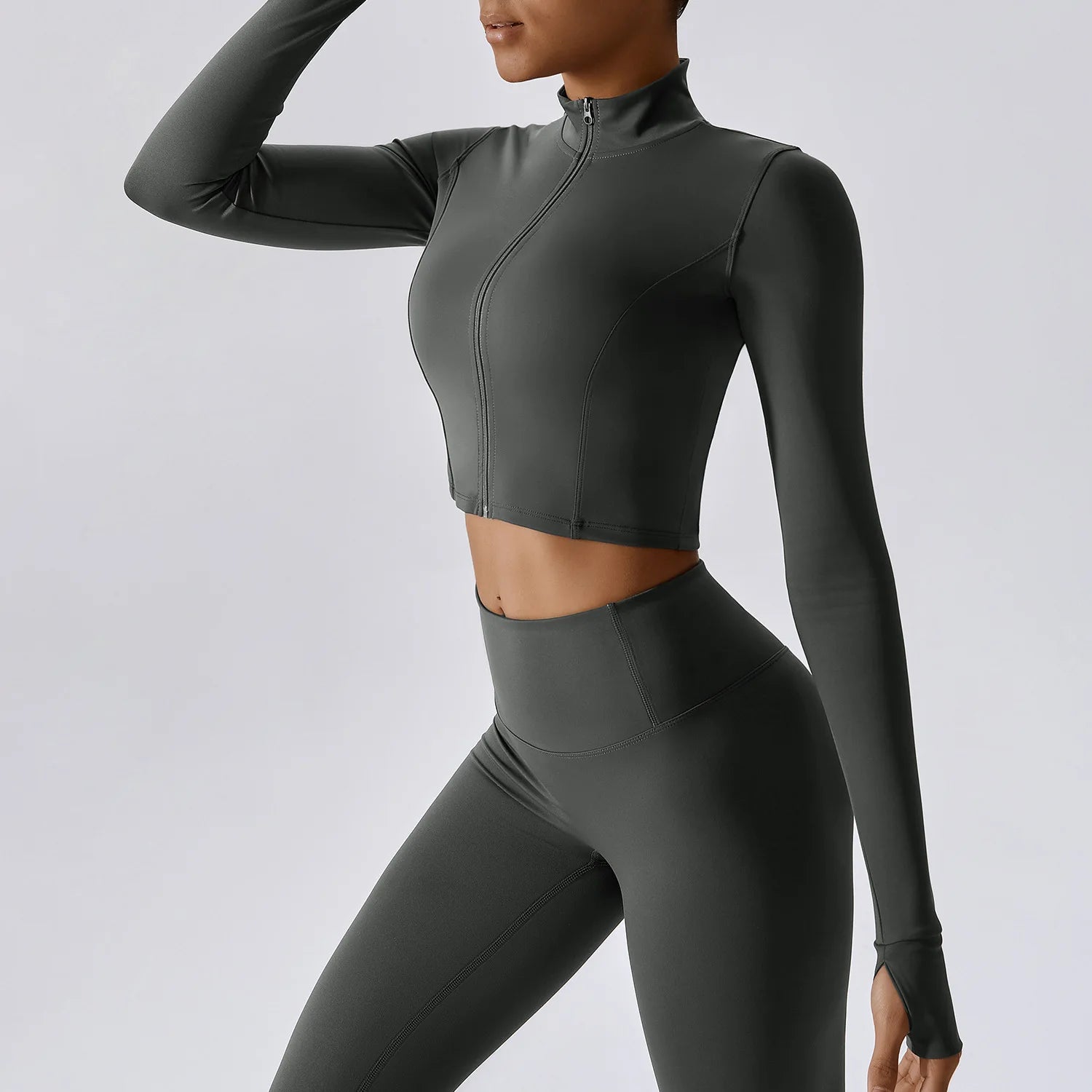 Jaqueta Cropped com Zíper Feminina — Estilo e Praticidade no Treino