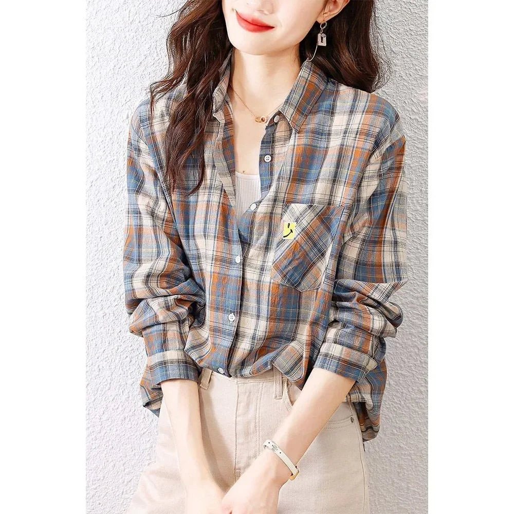 Camisa xadrez feminina primavera e outono nova camisa de algodão puro da moda retrô usada com um estrangeiro
