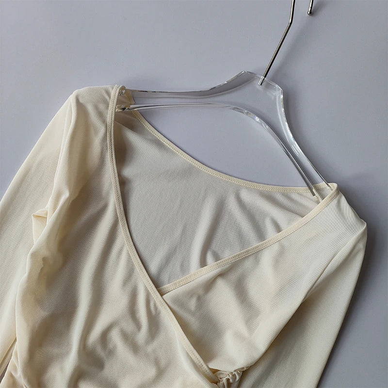 Top Fitness Decote V Feminino — Estilo e Conforto no Treino