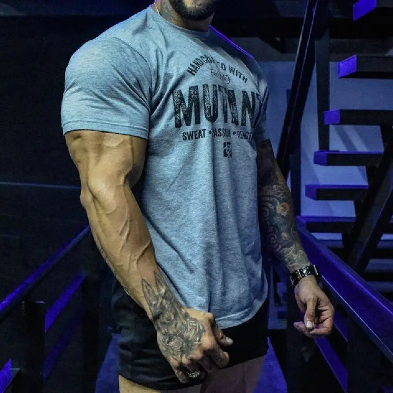 Camiseta Masculina Esportiva Manga Curta Fitness Gola Redonda Elástica Respirável de Algodão
