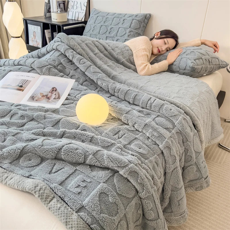 Heart Pattern Coral Fleece Blanket Spring Autumn Cozy Thicken Warm Plush Blanket for Bed Fluffy Super Soft Sofa Throw Blankets