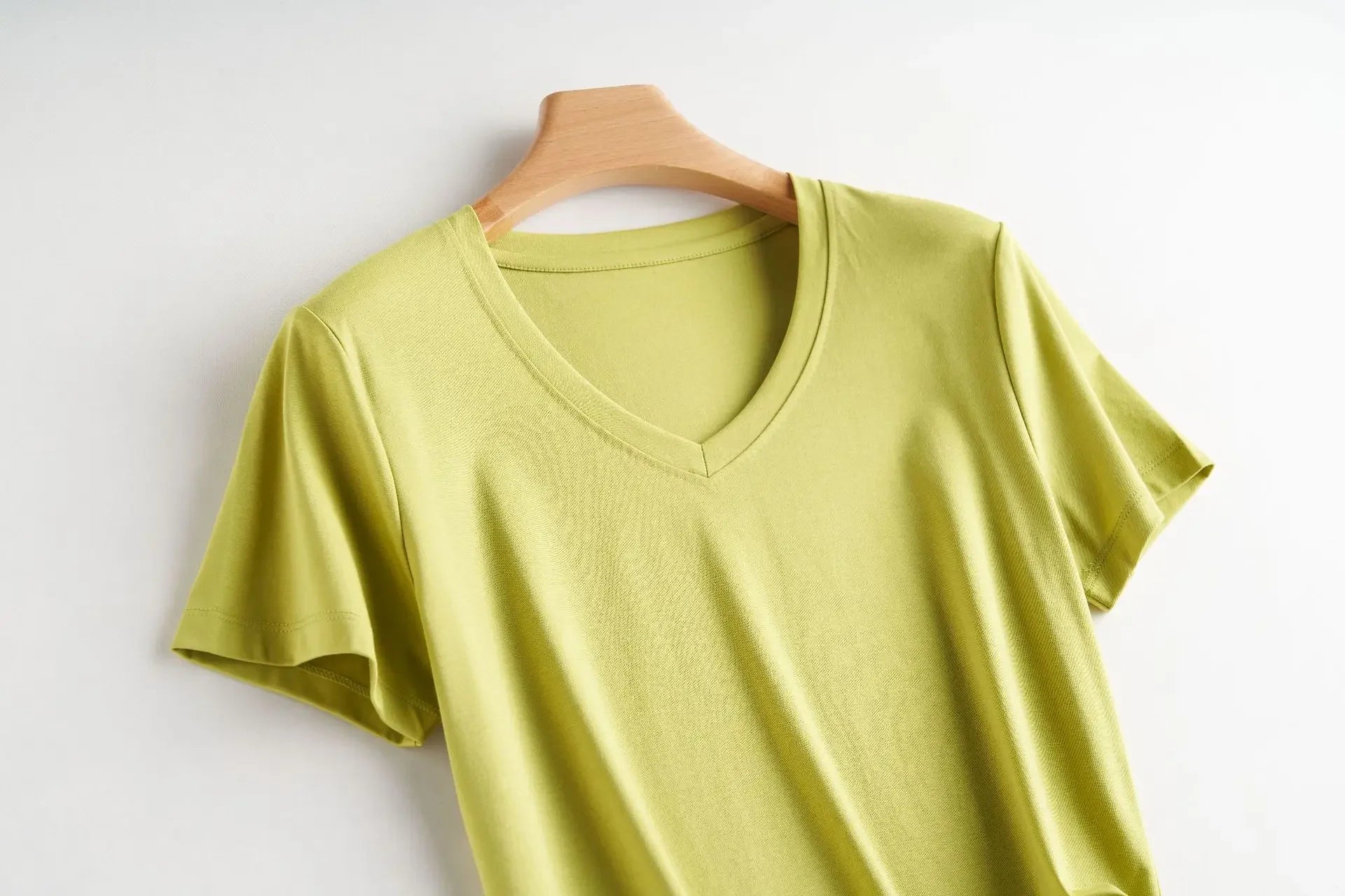 Camiseta Feminina Verão 2026 Gola V Manga Curta Algodão Casual Sólida Top Tees Solta Camisetas Básicas Camisas Femininas Tops Camisetas Femininas - verde escuro gola redonda P